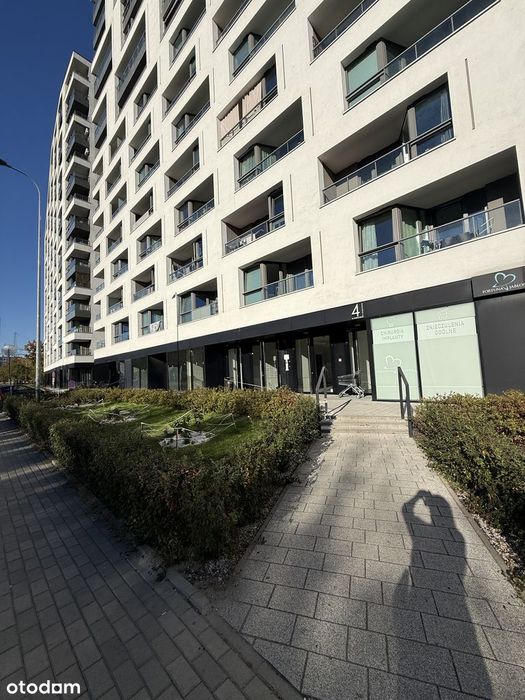 2 miejsca postojowe / balkon / tuż obok tramwaju / ul. Mogilska