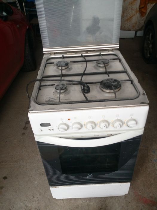 Kuchenka gazowa Indesit
