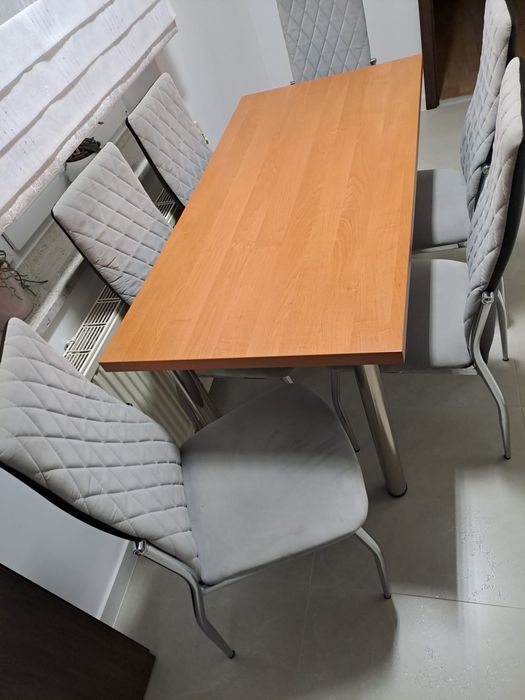 Stolik z 6 krzeslami