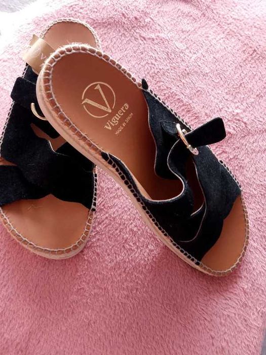 Buty sandały r. 40 klapki firmowe skórzane skóra naturalna