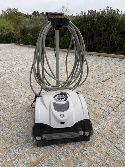 Robot Aspirador de Piscina