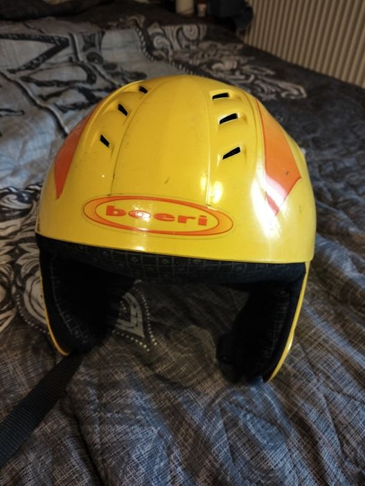 Kask narciarski dziecięcy 52-54cm