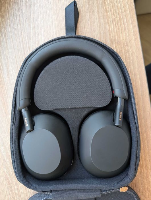Бездротові навушники Sony WH1000-XM5