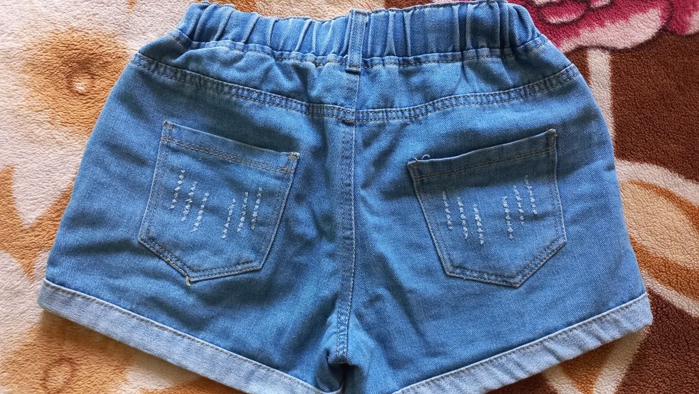 Продам  джинсові  шорти