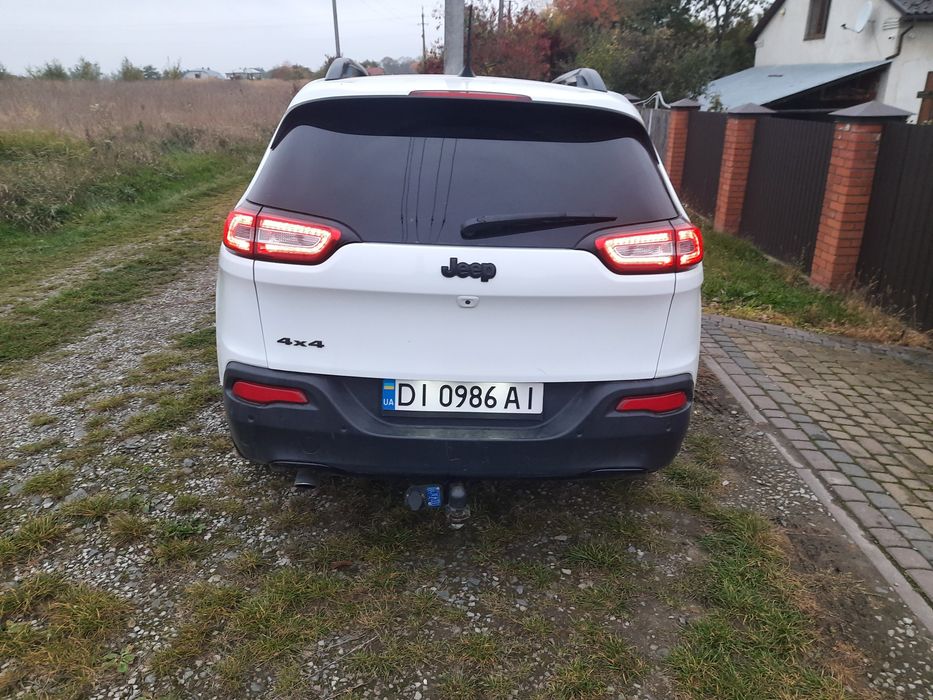 Продається Jeep Cherokee kl 2015рік
