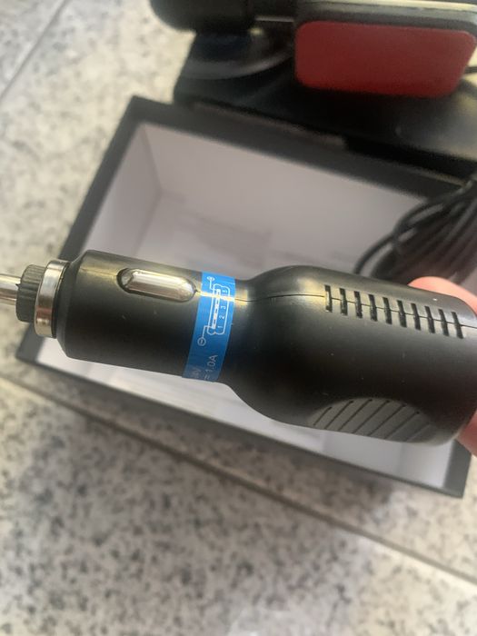 Camara dupla para carro frontal e interna com cartao de memoria 64gb