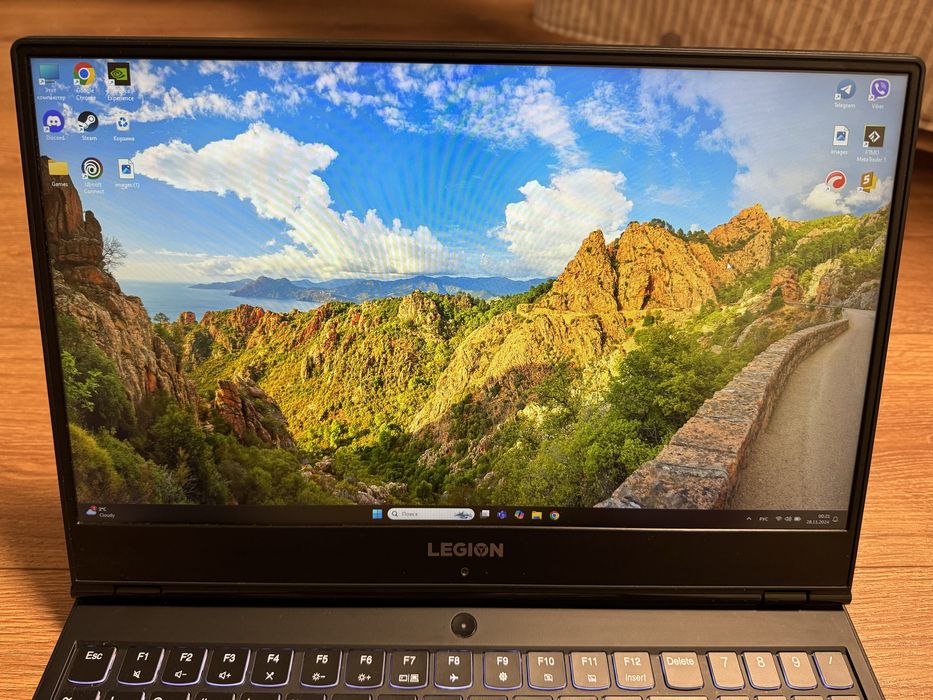 Lenovo Legion y530 GTX1050/24RAM/HDD1tb/i5-8300/60Hz