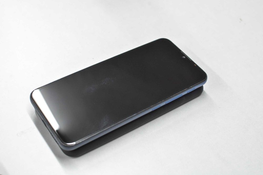 Telefon Motorola Moto E7 Plus Niebieski