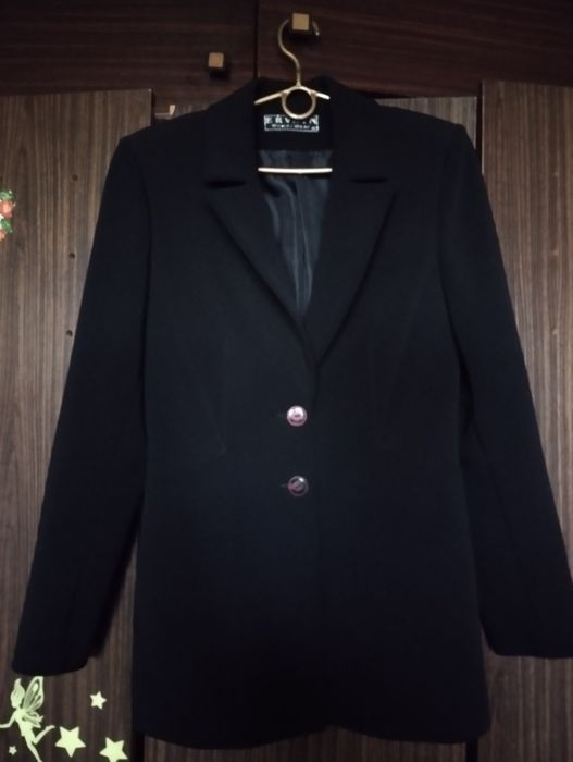 Пиджак женский приталенный
