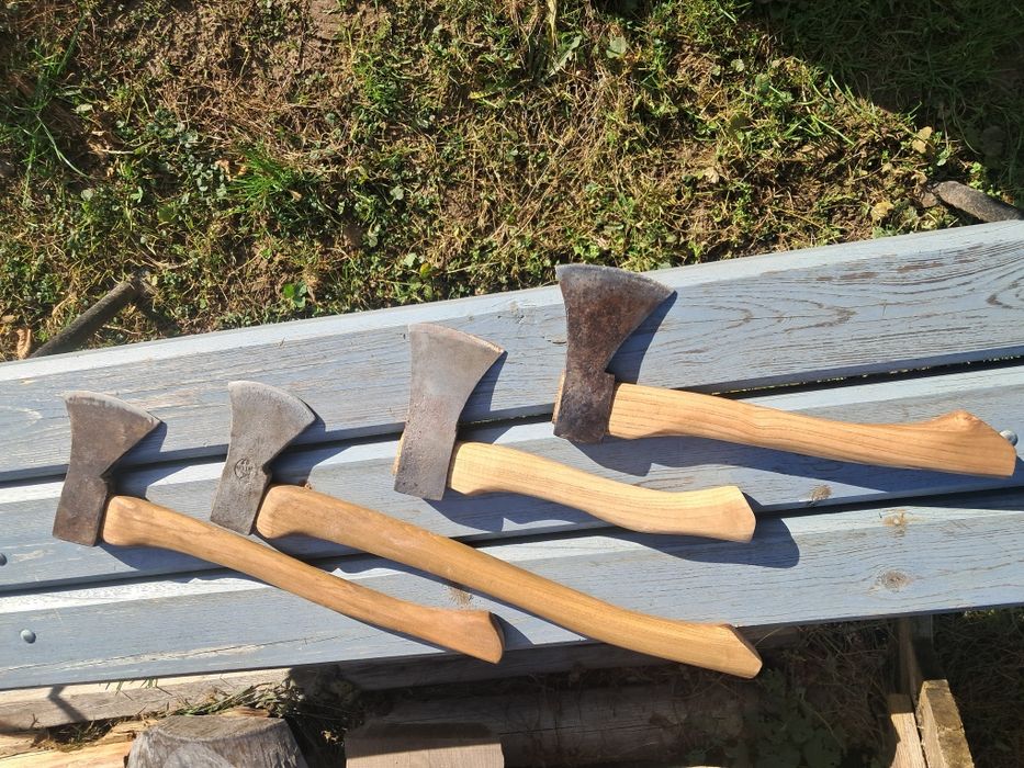 Stary pièkny toporek  buchcraftowy