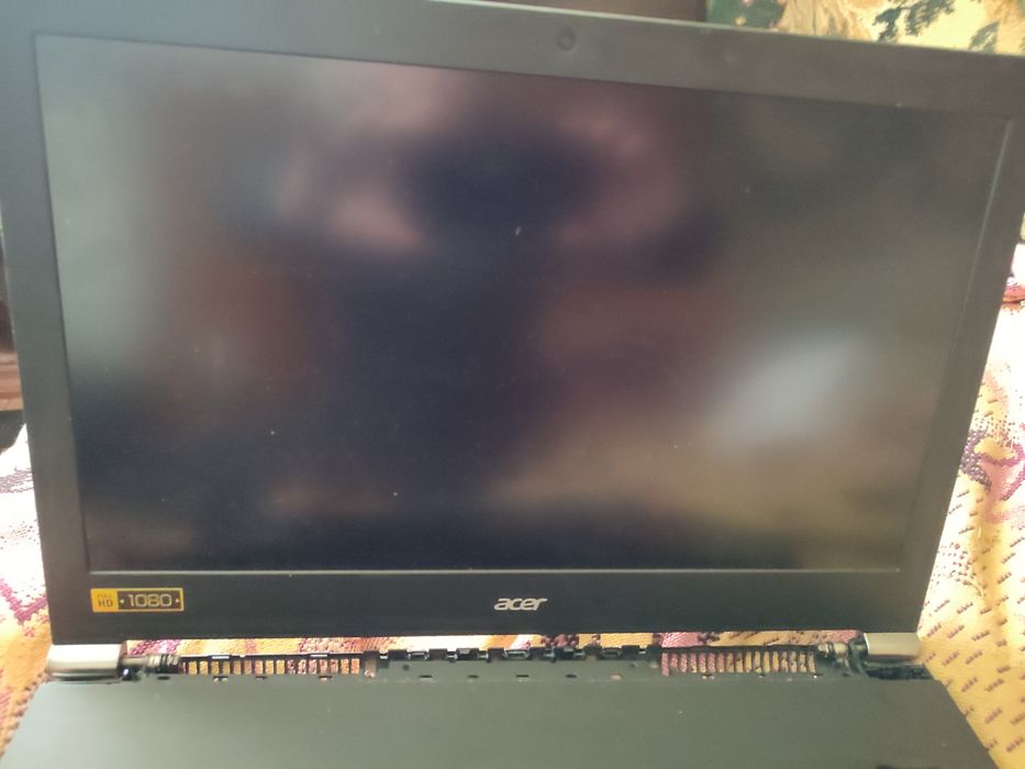 Aser V nitro 17 blek По запчастям