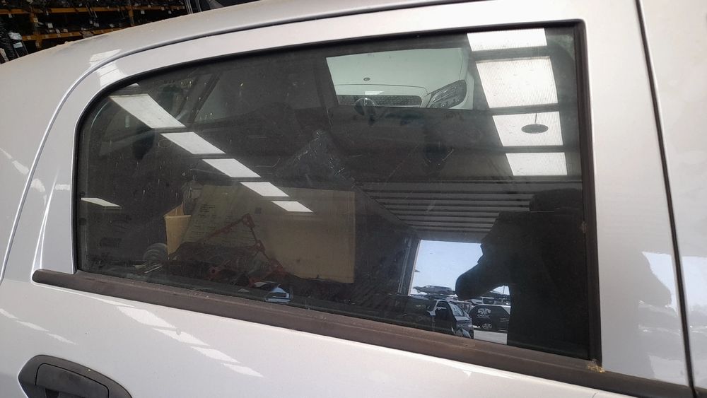 Vidro porta trás direito FIAT Punto Evo (199_)