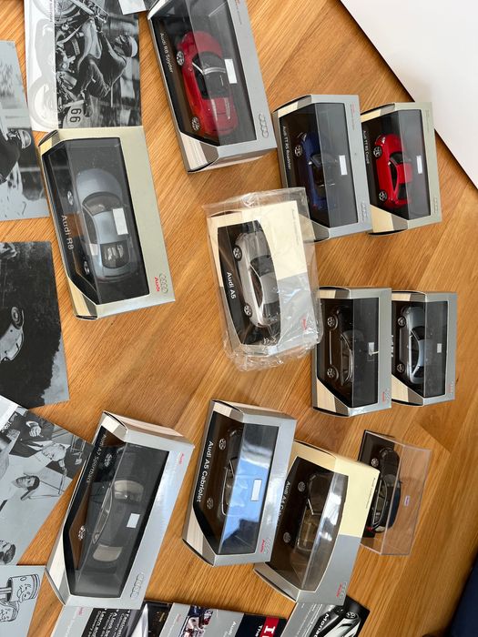 Coleção miniaturas ORIGINAIS Audi Collection escala 1:43