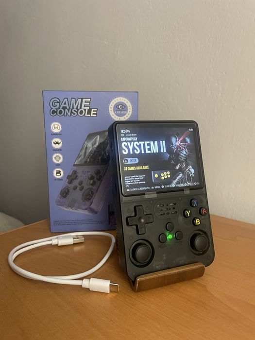 Kieszonkowa konsola r36s 64 GB super stan