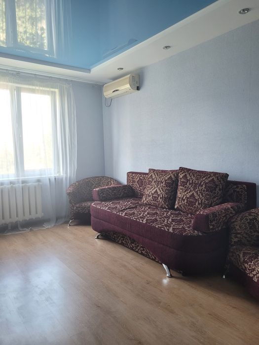 Оренда 2-кімн.кв Центр біля ТРЦ "Піонер"