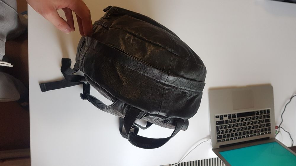 Рюкзак из натуральной кожи с отсеком для ноутбука