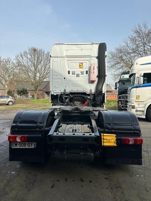 3 x Mercedes Actros 480 mil  km .2017