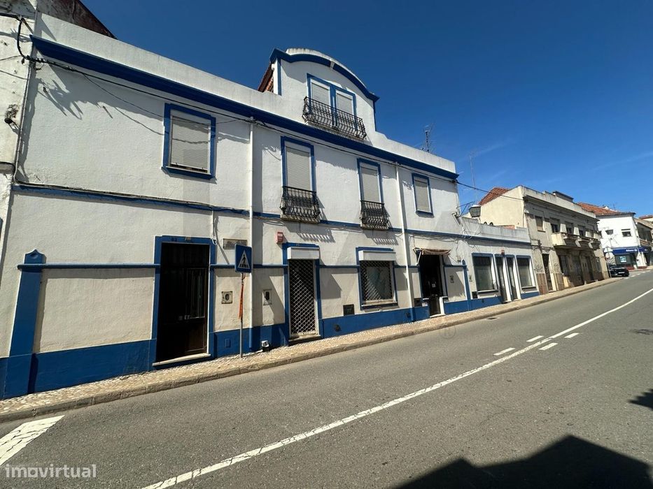 ​​​​​​​Prédio Para Investimento - Excelente Oportunidade