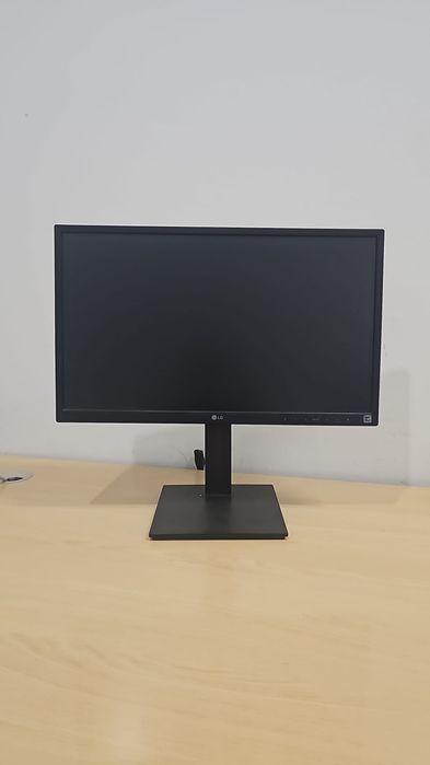 Monitor LG 24' stan bardzo dobry