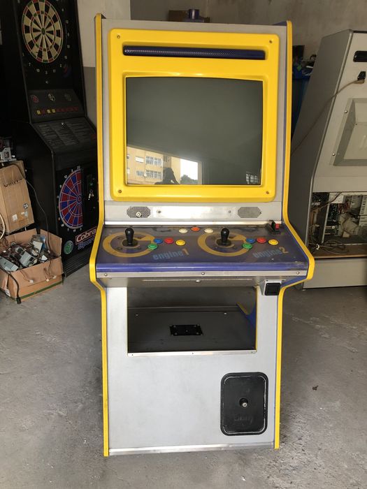 Arcade intervideo tripla frequencia