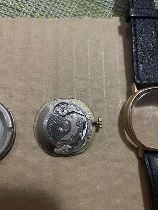 Relógio automático Hubert Lambert~anos 50