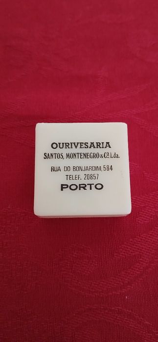 Caixinha de ourivesaria, antiga