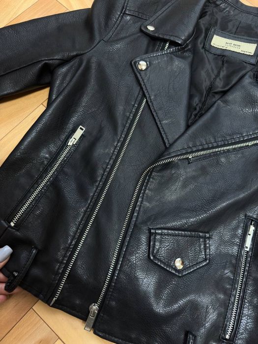 Шкірянка вкорочена на осінь та весну