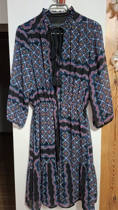 Sukienka z rekawem 3/4