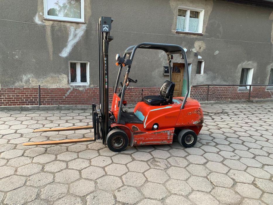 Wózek Widłowy DESTA D20 Silnik VW 1.9 Diesel Hydrauliczne Widły Rak