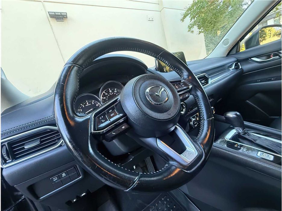 Mazda CX-5 Touring      2018