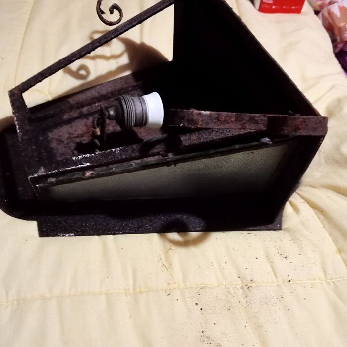 Candeeiro de entrada em ferro forjado