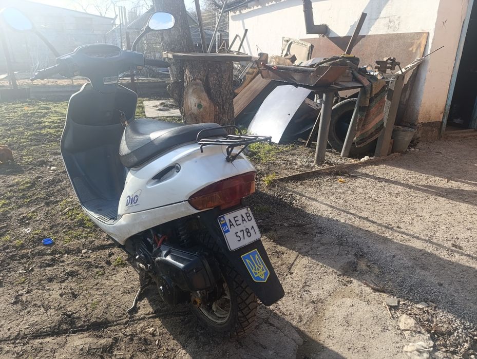 продам скутер на ходу ,Хонда діо 27 з документами на реістрації