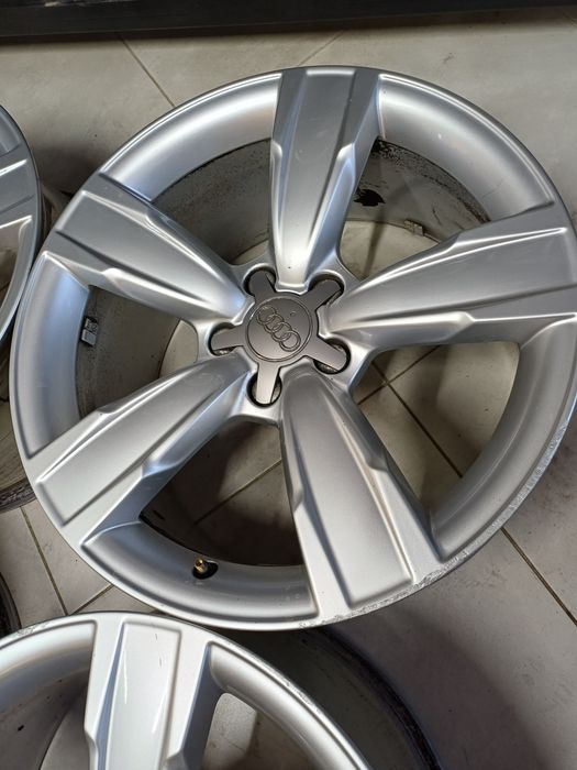 диски 5 112 18 Audi original, Skoda, Volkswagen