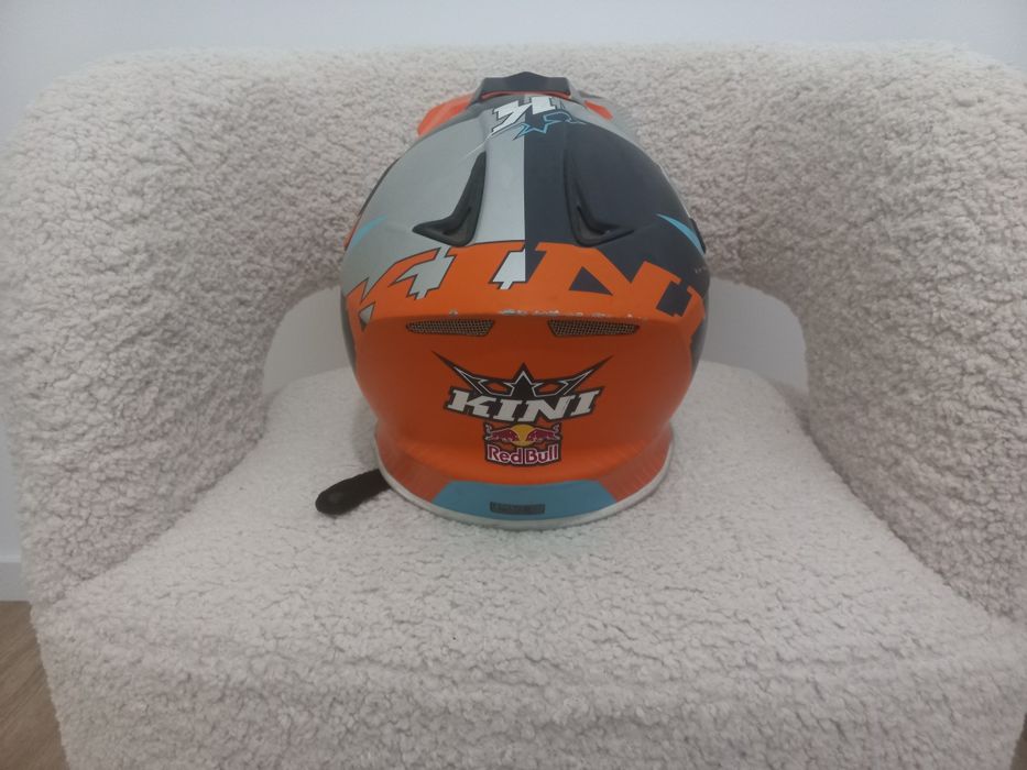 Capacete Kini RedBull compition