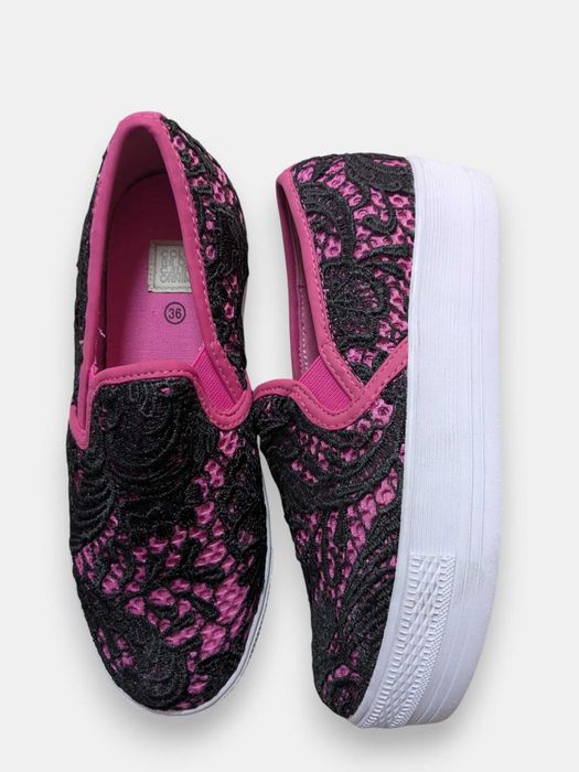 Colors of California slip-on koronka tenisówki czarno-różowe rozm. 36