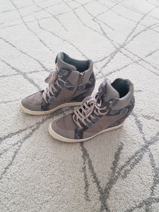 Buty Roberto roz 39 skóra naturalna -zamsz