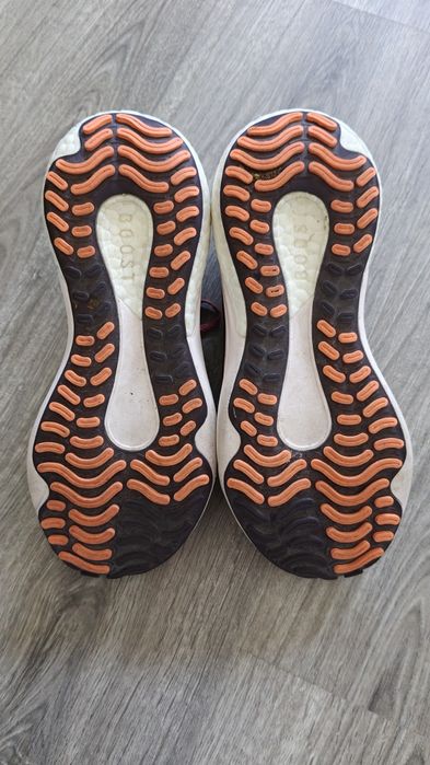 Adidas running 22GTX