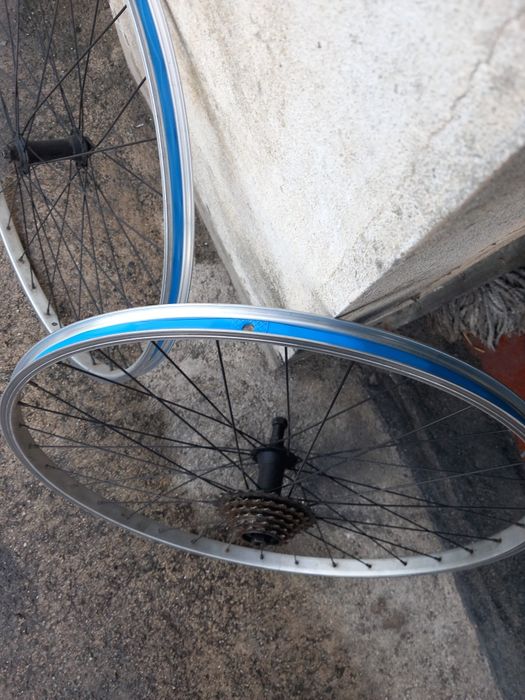 Vendo duas jantes 26