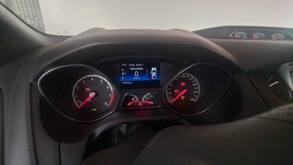 Ford Focus 2.0 EcoBoost ST c/ Pack Pele Exclusiva
