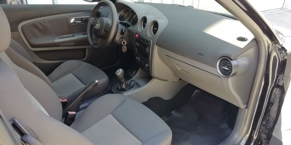 Seat Ibiza 6L 1.4 Tdi Van Fase 2 Versão Stylance (comercial 2 lugares)