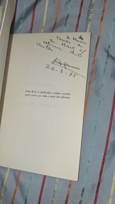 Madrugada sanguinolenta poemas Porfirio Maio Agostinho