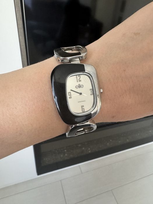 Продам годинник Elite E5125