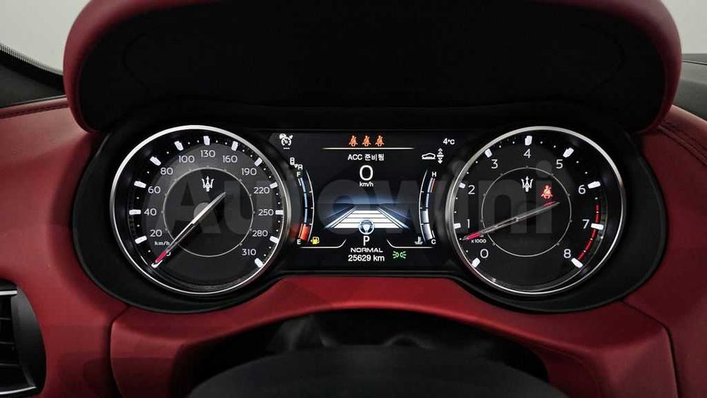 2022 Maserati Levante 3.0 AWD Modena