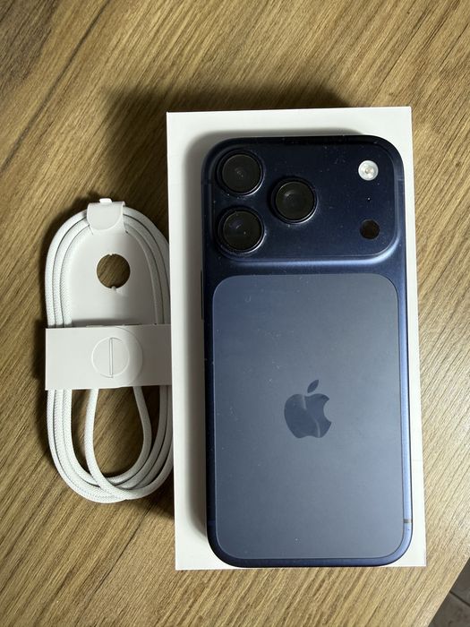 Iphone 17 pro 256gb 100% kondycji IDELANY!! Zestaw!!