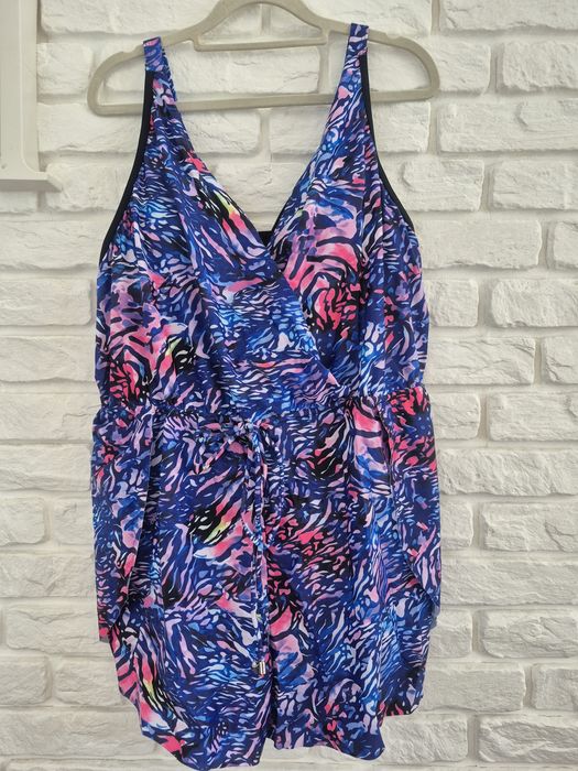 Strój kąpielowy V-neck  jednoczęściowy r.Xl