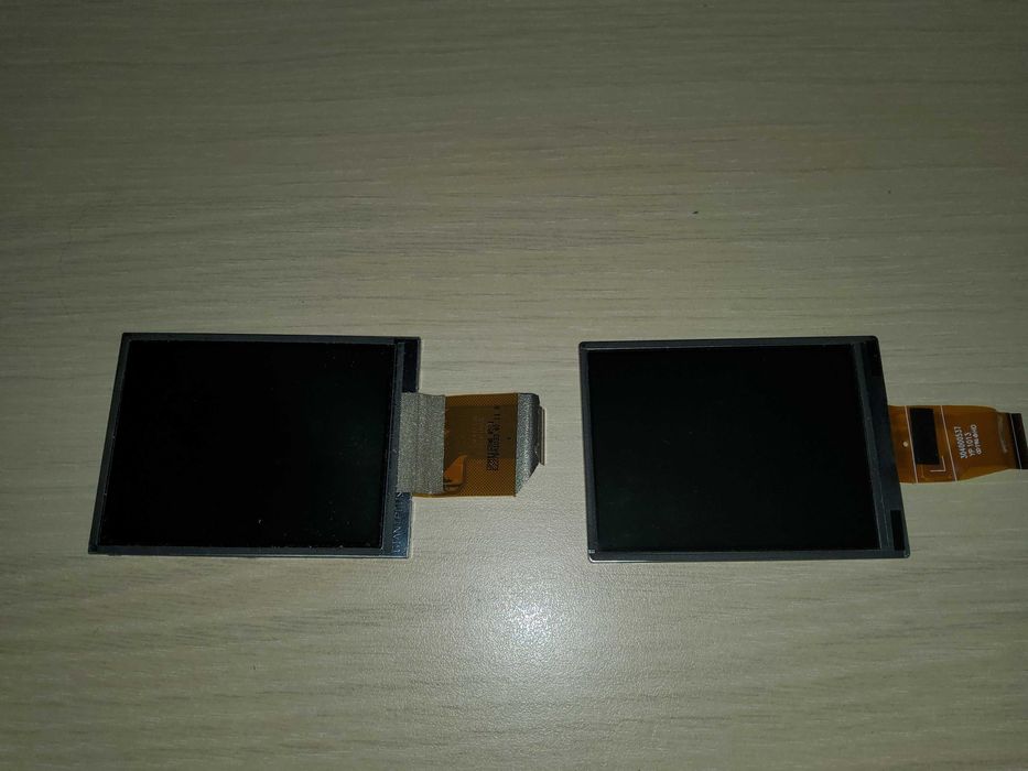 Экран от Nikon S3000 и Nikon S2500. Как новые.