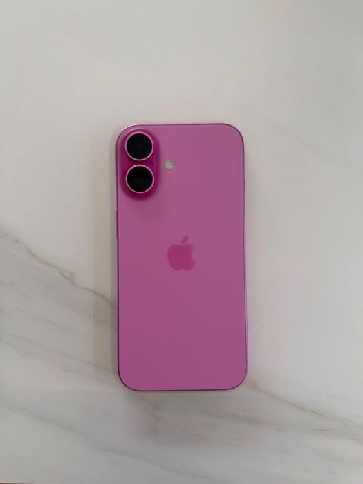 iPhone 16 różowy 128GB