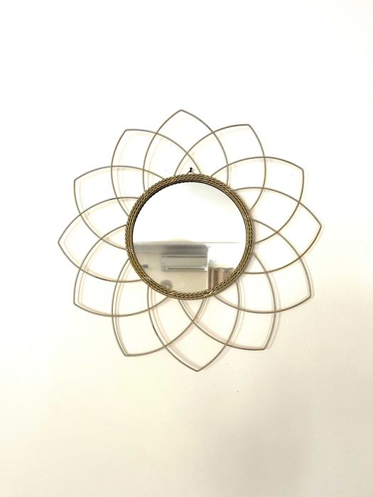 Espelho Dourado com Moldura em Flor (41cm)