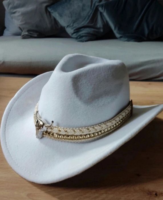 Kapelusz biały kowbojski sztywny kowboj wild west