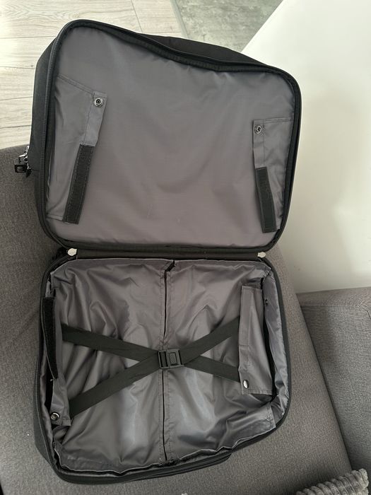 Walizka kabinowa American Tourister